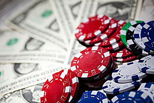 Philippine basketball and esports fans enjoying sportsbook betting on ki888 com